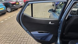 2017 (17) HYUNDAI I10 1.2 Premium SE 5dr 5105234