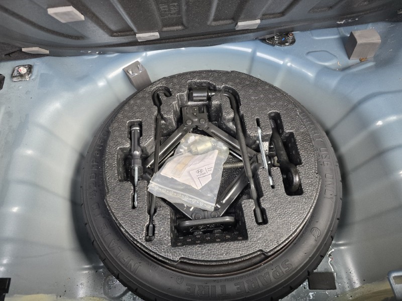 2017 (17) HYUNDAI I10 1.2 Premium SE 5dr 5105232