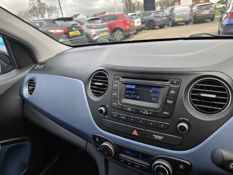 2017 (17) HYUNDAI I10 1.2 Premium SE 5dr 5105252