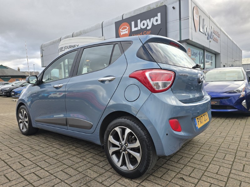 2017 (17) HYUNDAI I10 1.2 Premium SE 5dr 5105227