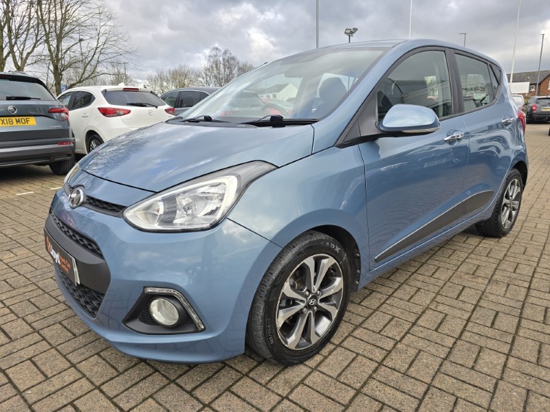 2017 (17) HYUNDAI I10 1.2 Premium SE 5dr 5105224