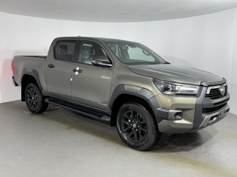 2026 (26) TOYOTA COMMERCIAL HILUX Invincible X D/Cab Pick Up 2.8 D 48V Auto