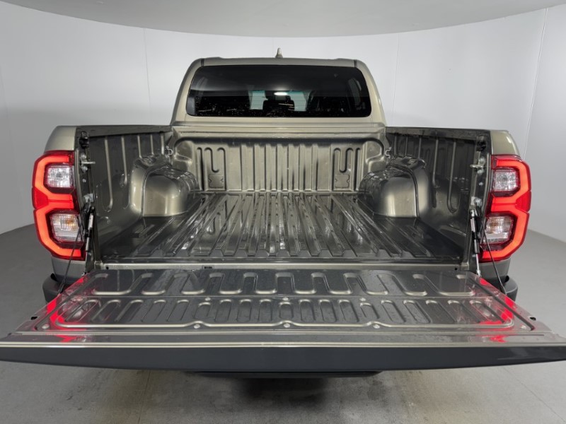 2026 (26) TOYOTA COMMERCIAL HILUX Invincible X D/Cab Pick Up 2.8 D 48V Auto 5174028