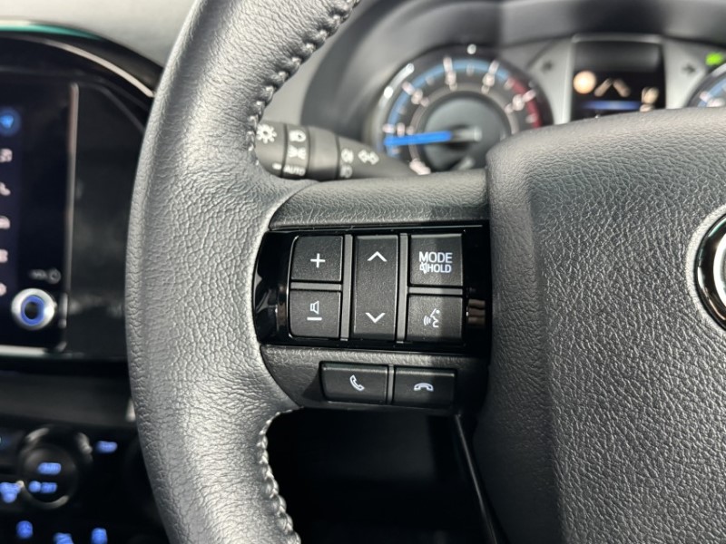 2026 (26) TOYOTA COMMERCIAL HILUX Invincible X D/Cab Pick Up 2.8 D 48V Auto 5174006