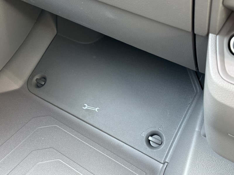 2026 (26) MAN COMMERCIAL TGE 180 Lion XC High Roof Van Auto 5131959