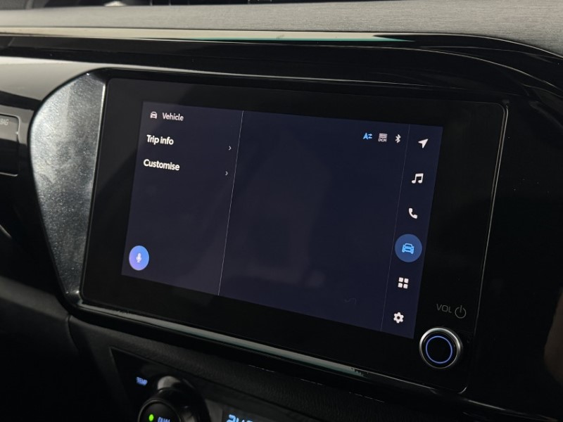 2025 (25) TOYOTA COMMERCIAL HILUX Invincible X D/Cab Pick Up 2.8 D 48V Auto 5141278