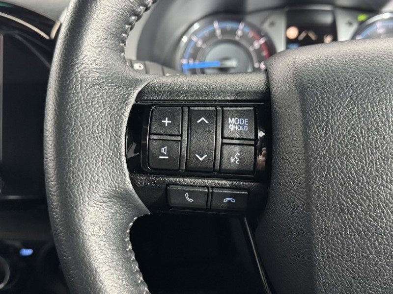 2025 (25) TOYOTA COMMERCIAL HILUX Invincible X D/Cab Pick Up 2.8 D 48V Auto 5141269