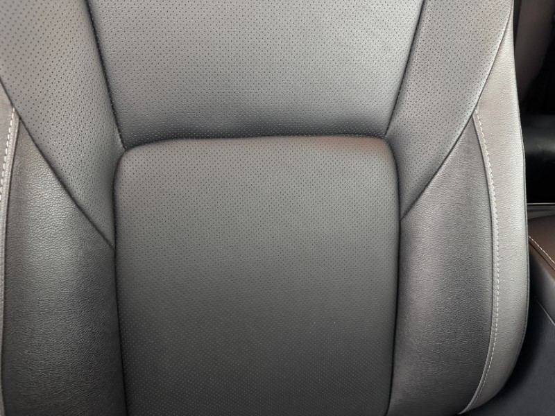 2025 (25) TOYOTA COMMERCIAL HILUX Invincible X D/Cab Pick Up 2.8 D 48V Auto 5141285