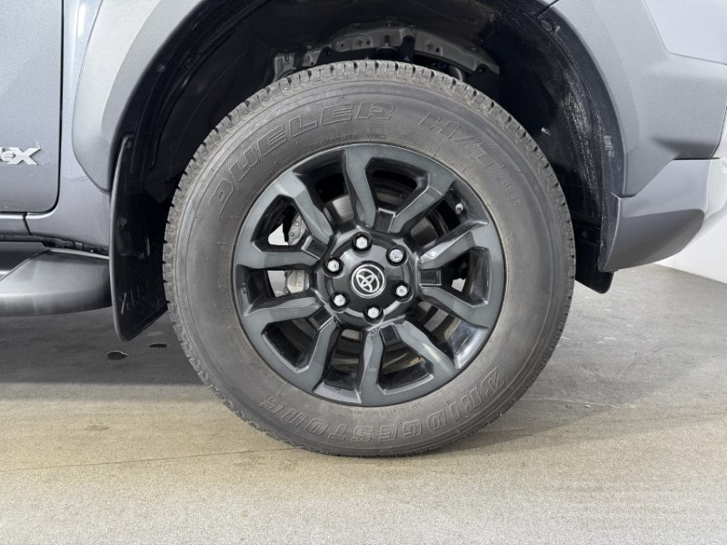 2025 (25) TOYOTA COMMERCIAL HILUX Invincible X D/Cab Pick Up 2.8 D 48V Auto 5141293