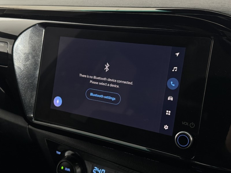 2025 (25) TOYOTA COMMERCIAL HILUX Invincible X D/Cab Pick Up 2.8 D 48V Auto 5141277