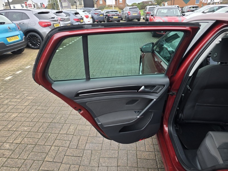 2018 (68) VOLKSWAGEN GOLF 1.5 TSI EVO 150 GT 5dr 5114237