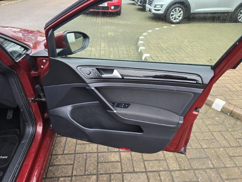 2018 (68) VOLKSWAGEN GOLF 1.5 TSI EVO 150 GT 5dr 5114245