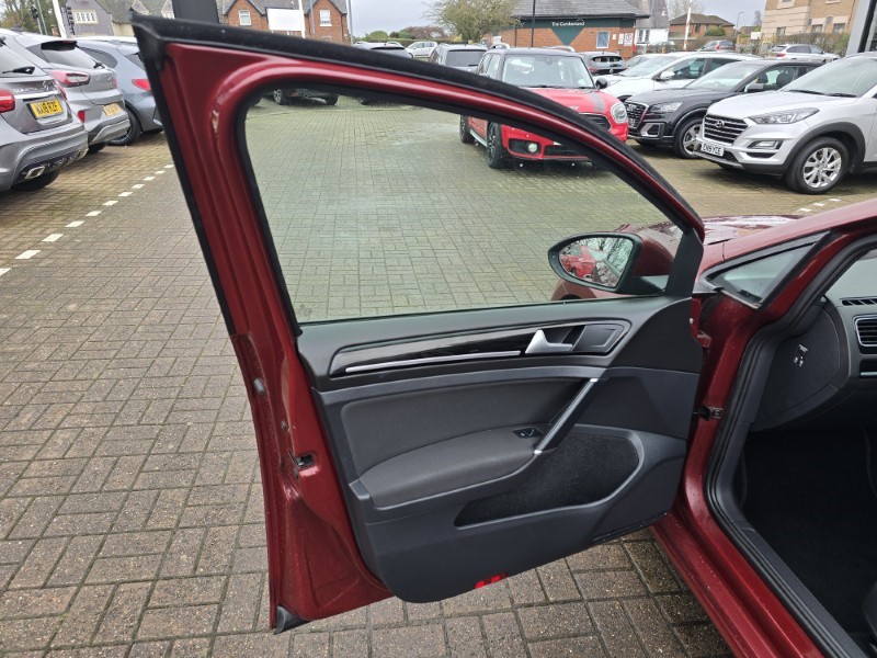 2018 (68) VOLKSWAGEN GOLF 1.5 TSI EVO 150 GT 5dr 5114242