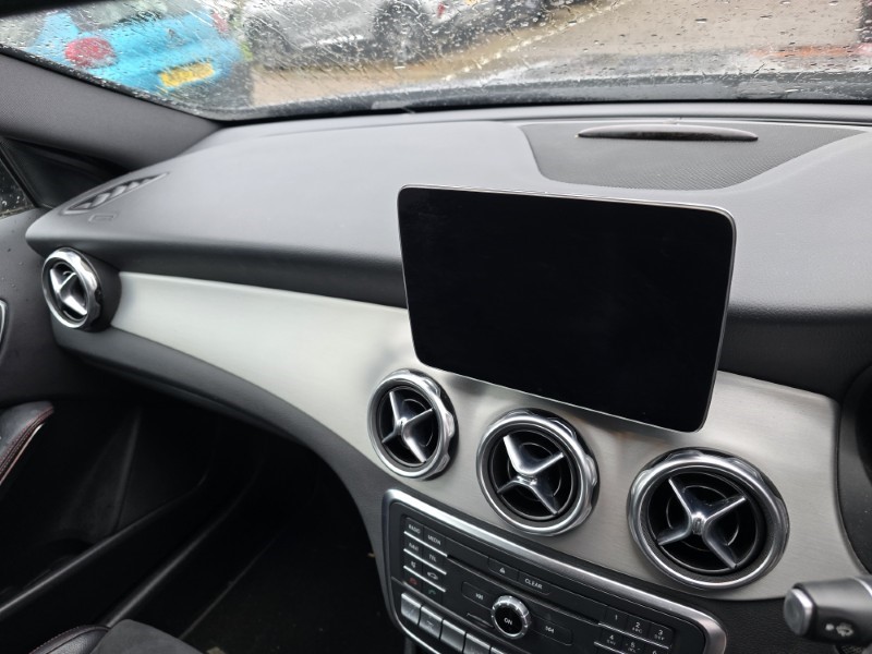 2018 (18) MERCEDES-BENZ GLA 220d 4Matic AMG Line Premium 5dr Auto 5114497