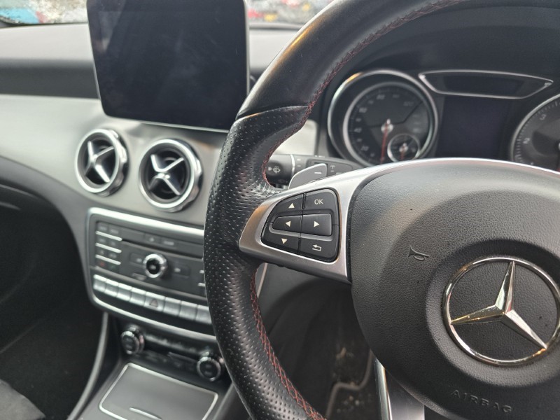 2018 (18) MERCEDES-BENZ GLA 220d 4Matic AMG Line Premium 5dr Auto 5114492