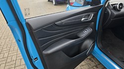 2022 (22) MG MOTOR UK HS 1.5 T-GDI Exclusive 5dr DCT 5113942
