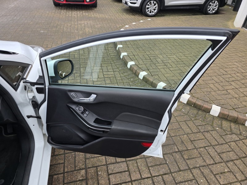 2019 (69) FORD FIESTA 1.0 EcoBoost Titanium 5dr 5114446