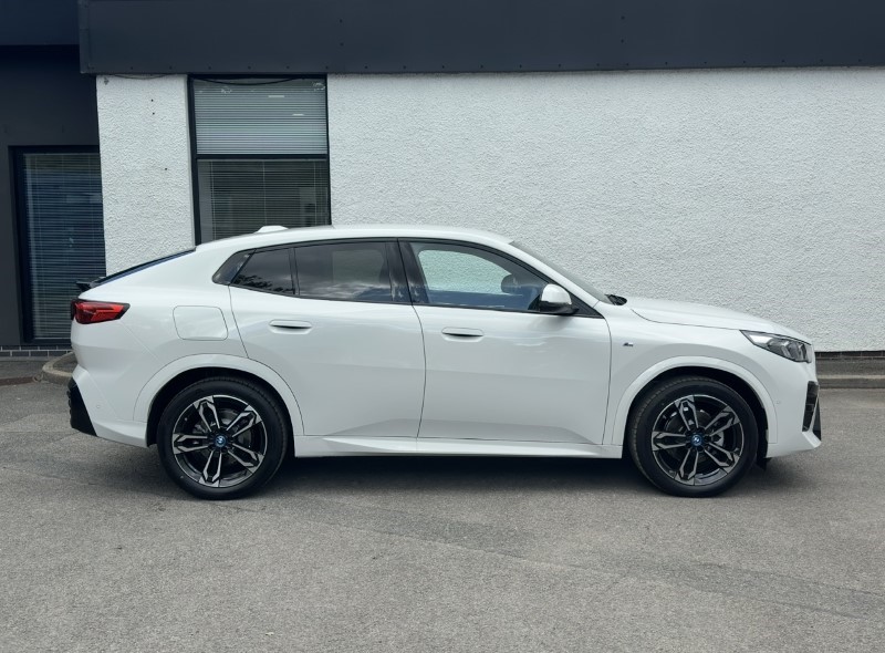  BMW iX2 150kW eDrive20 M Sport 65kWh 5dr Auto 4337589