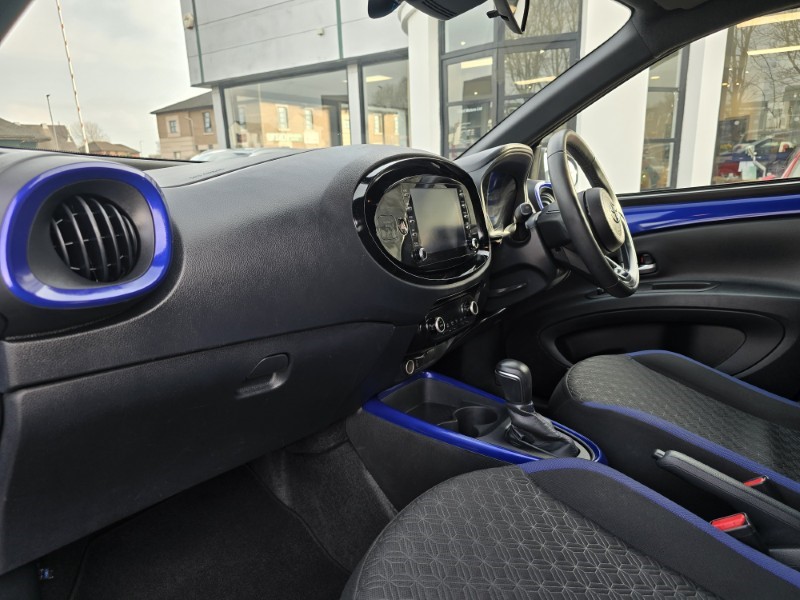 2023 (23) TOYOTA AYGO X 1.0 VVT-i Edge 5dr Auto 5141902