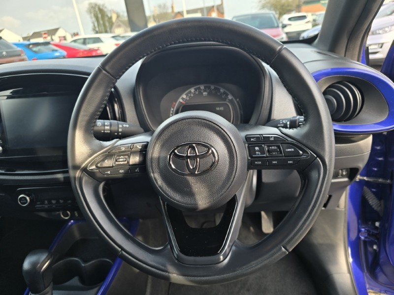 2023 (23) TOYOTA AYGO X 1.0 VVT-i Edge 5dr Auto 5141909