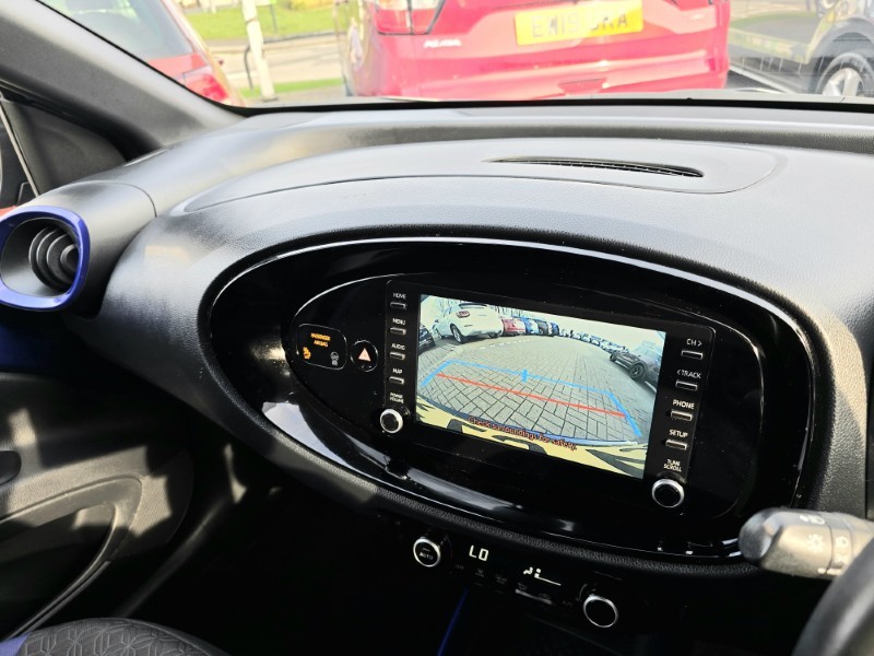 2023 (23) TOYOTA AYGO X 1.0 VVT-i Edge 5dr Auto 5141919