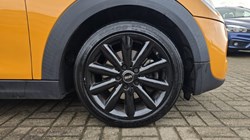 2016 (66) MINI HATCHBACK 2.0 Cooper S 5dr 5122217
