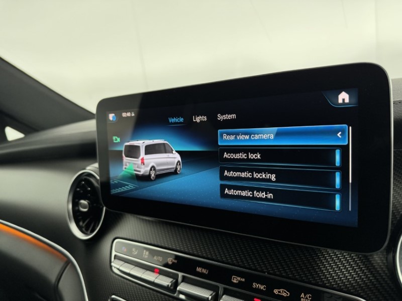 2023 (73) MERCEDES-BENZ V CLASS V220 d AMG Line 5dr 9G-Tronic [Extra Long] 5147650