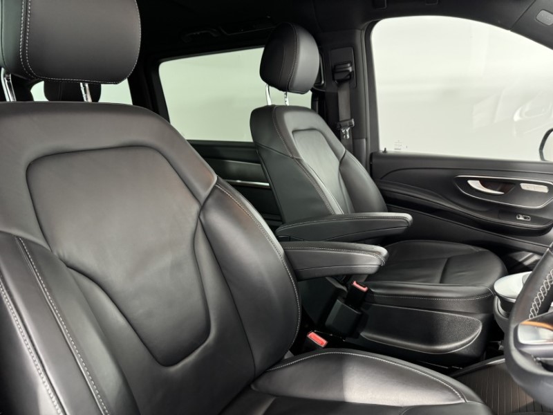 2023 (73) MERCEDES-BENZ V CLASS V220 d AMG Line 5dr 9G-Tronic [Extra Long] 5147656