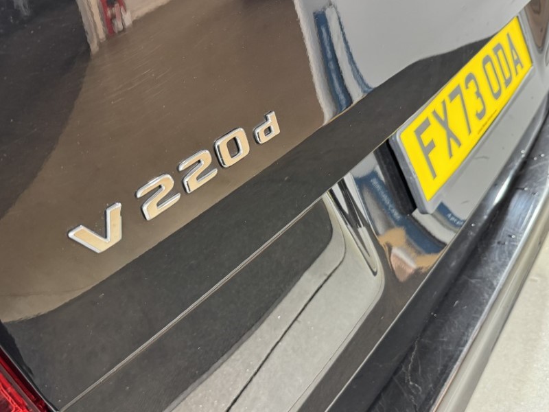 2023 (73) MERCEDES-BENZ V CLASS V220 d AMG Line 5dr 9G-Tronic [Extra Long] 5147678