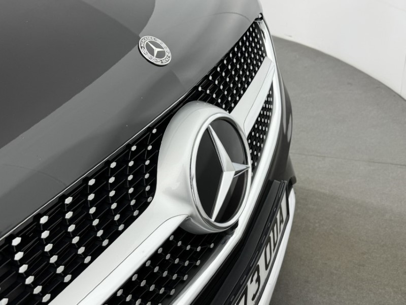 2023 (73) MERCEDES-BENZ V CLASS V220 d AMG Line 5dr 9G-Tronic [Extra Long] 5147666