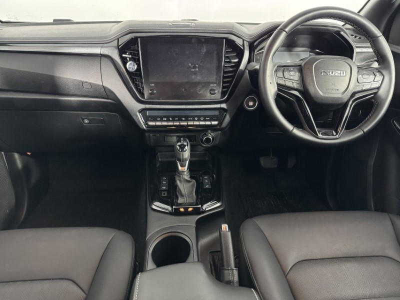 2025 (25) ISUZU COMMERCIAL D-MAX 1.9 V-Cross Double Cab 4x4 Auto 5124916