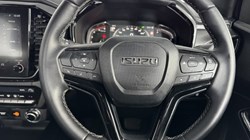 2025 (25) ISUZU COMMERCIAL D-MAX 1.9 V-Cross Double Cab 4x4 Auto 5124890