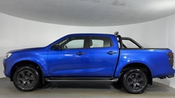 2025 (25) ISUZU COMMERCIAL D-MAX 1.9 V-Cross Double Cab 4x4 Auto 5124931