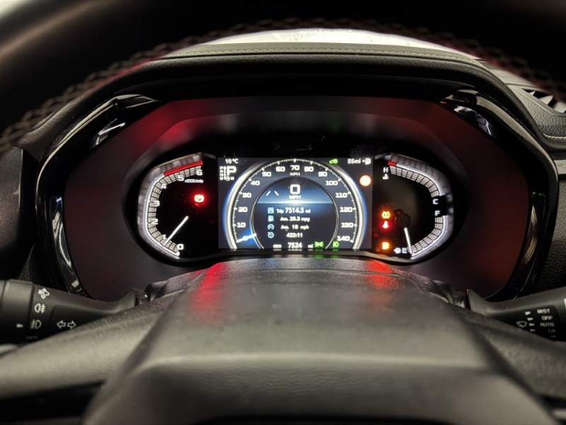 2025 (25) ISUZU COMMERCIAL D-MAX 1.9 V-Cross Double Cab 4x4 Auto 5124896