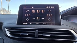 2020 (70) PEUGEOT 3008 1.2 PureTech GT Line Premium 5dr EAT8 5129000