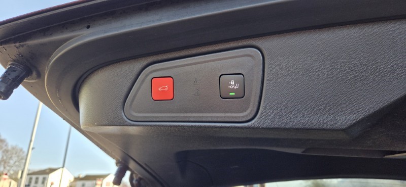 2020 (70) PEUGEOT 3008 1.2 PureTech GT Line Premium 5dr EAT8 5128955