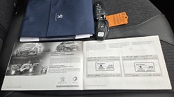 2020 (70) PEUGEOT 3008 1.2 PureTech GT Line Premium 5dr EAT8 5130746