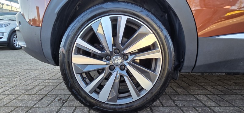 2020 (70) PEUGEOT 3008 1.2 PureTech GT Line Premium 5dr EAT8 5128910