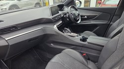 2020 (70) PEUGEOT 3008 1.2 PureTech GT Line Premium 5dr EAT8 5130728