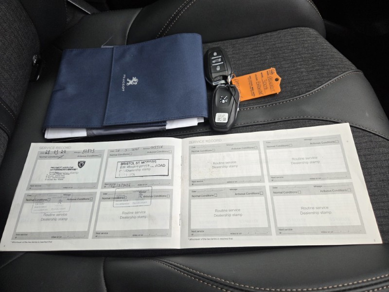 2020 (70) PEUGEOT 3008 1.2 PureTech GT Line Premium 5dr EAT8 5130747