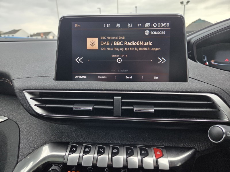 2020 (70) PEUGEOT 3008 1.2 PureTech GT Line Premium 5dr EAT8 5130738