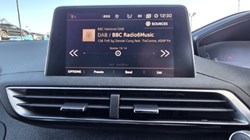 2020 (70) PEUGEOT 3008 1.2 PureTech GT Line Premium 5dr EAT8 5128999