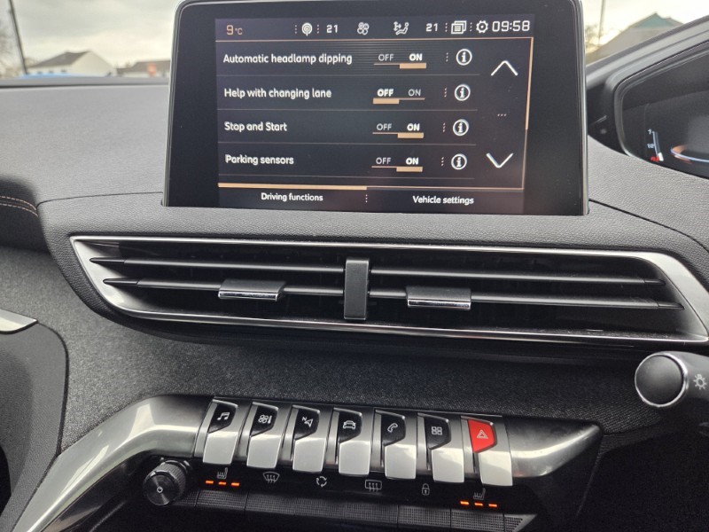 2020 (70) PEUGEOT 3008 1.2 PureTech GT Line Premium 5dr EAT8 5130742