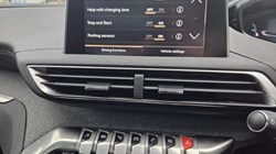 2020 (70) PEUGEOT 3008 1.2 PureTech GT Line Premium 5dr EAT8 5130742