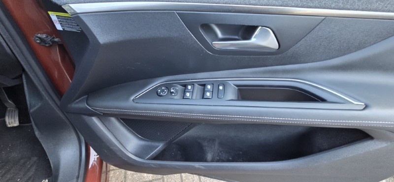 2020 (70) PEUGEOT 3008 1.2 PureTech GT Line Premium 5dr EAT8 5129012