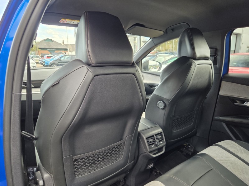 2021 (21) PEUGEOT 3008 1.6 Hybrid4 300 GT Premium 5dr e-EAT8 5749020