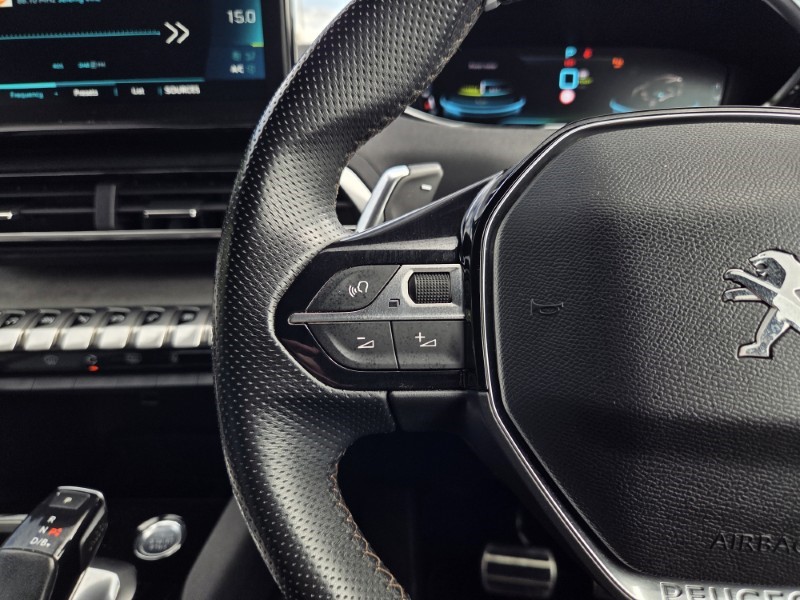 2021 (21) PEUGEOT 3008 1.6 Hybrid4 300 GT Premium 5dr e-EAT8 5749032