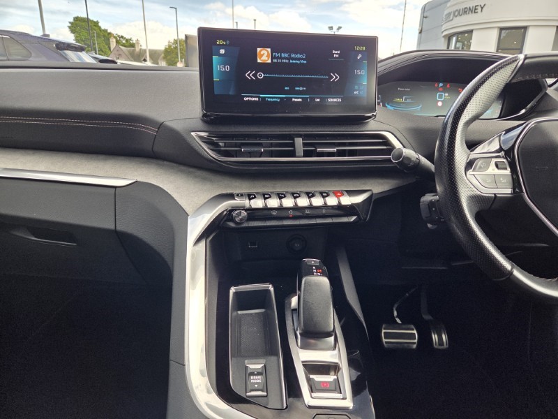 2021 (21) PEUGEOT 3008 1.6 Hybrid4 300 GT Premium 5dr e-EAT8 5749024