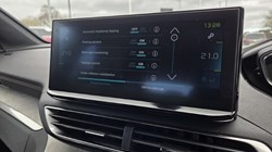 2021 (21) PEUGEOT 3008 1.6 Hybrid4 300 GT Premium 5dr e-EAT8 5162805