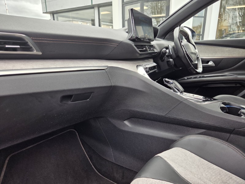 2021 (21) PEUGEOT 3008 1.6 Hybrid4 300 GT Premium 5dr e-EAT8 5162783